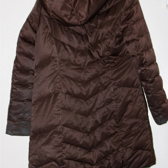 Eddie Bauer 550 Goose Down Quilted Coat - Picture 5 of 8